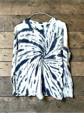 Maurices Navy and White Tie-Dye Swirl Crew Neck Oversized Sweatshirt Top